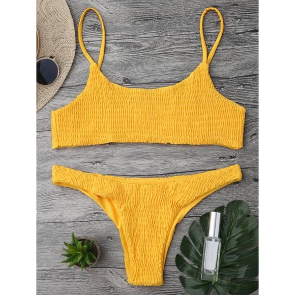 [zaful] • [smocked bikini] - Picture 1 of 5